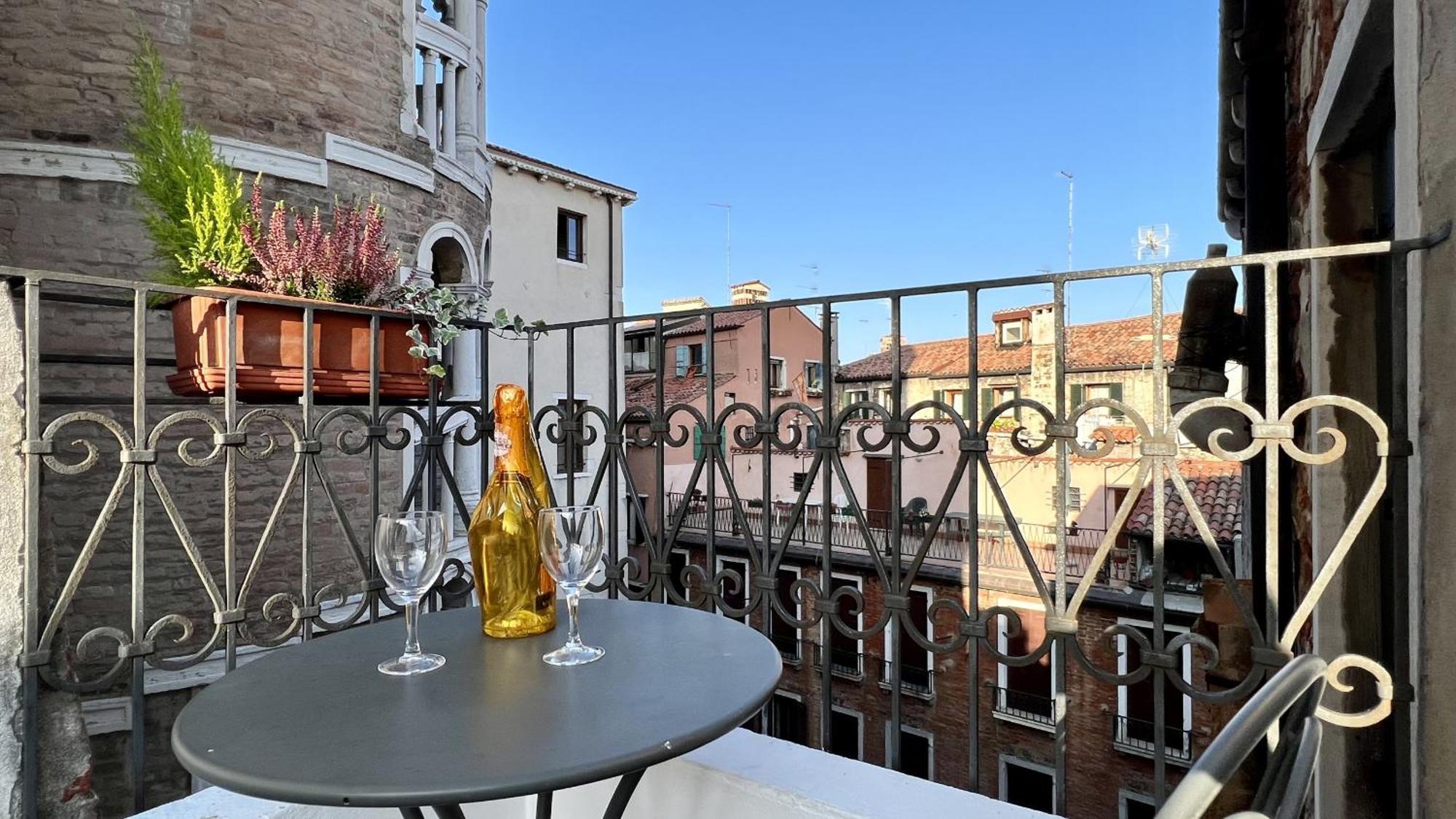 City Apartments San Marco Veneza Exterior foto